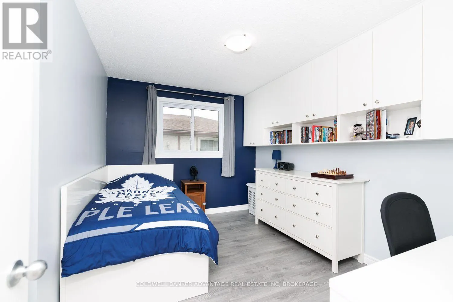 27 CHANTAL COURT