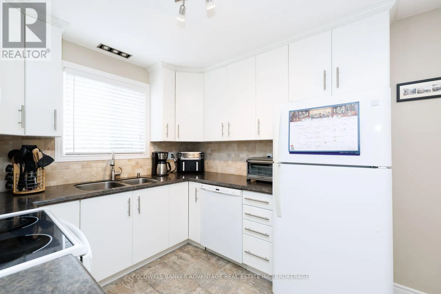27 CHANTAL COURT