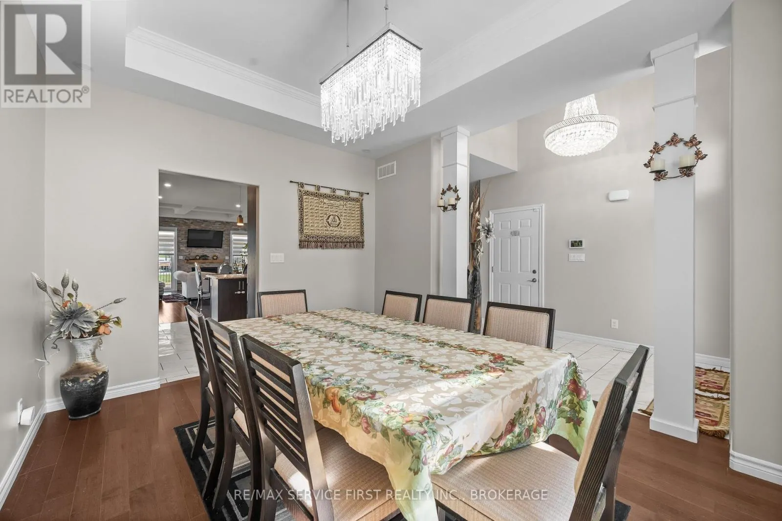 636 MANDARA DRIVE