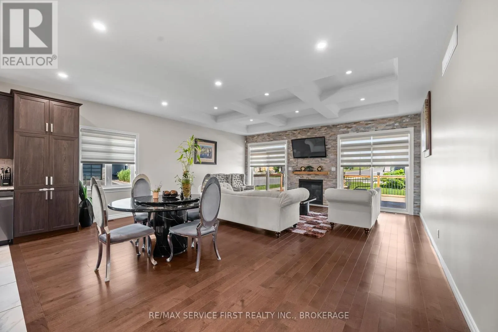 636 MANDARA DRIVE
