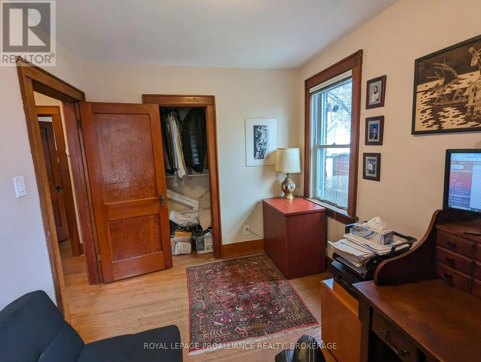 51 DUNDAS STREET