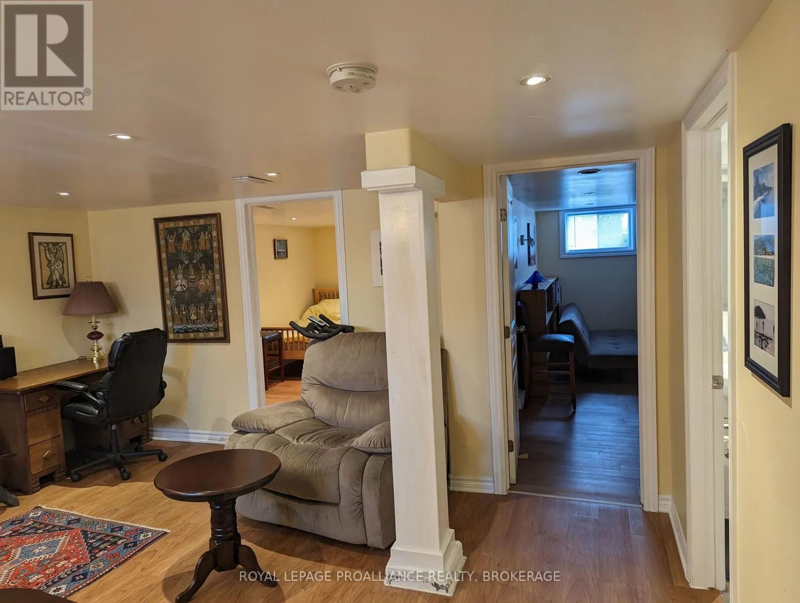 51 DUNDAS STREET