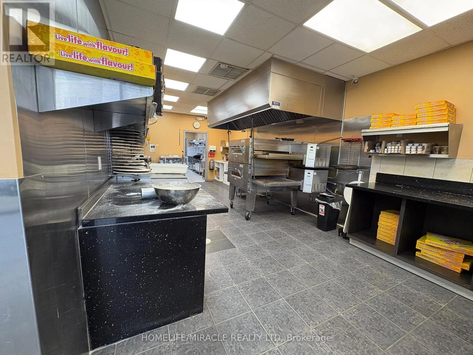 2 - 4293 KING STREET E