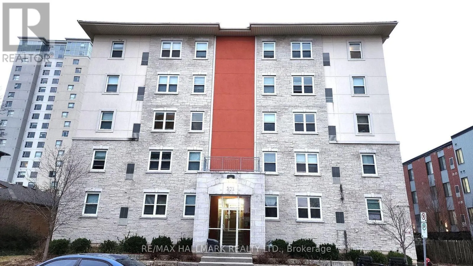 301 - 271 LESTER STREET