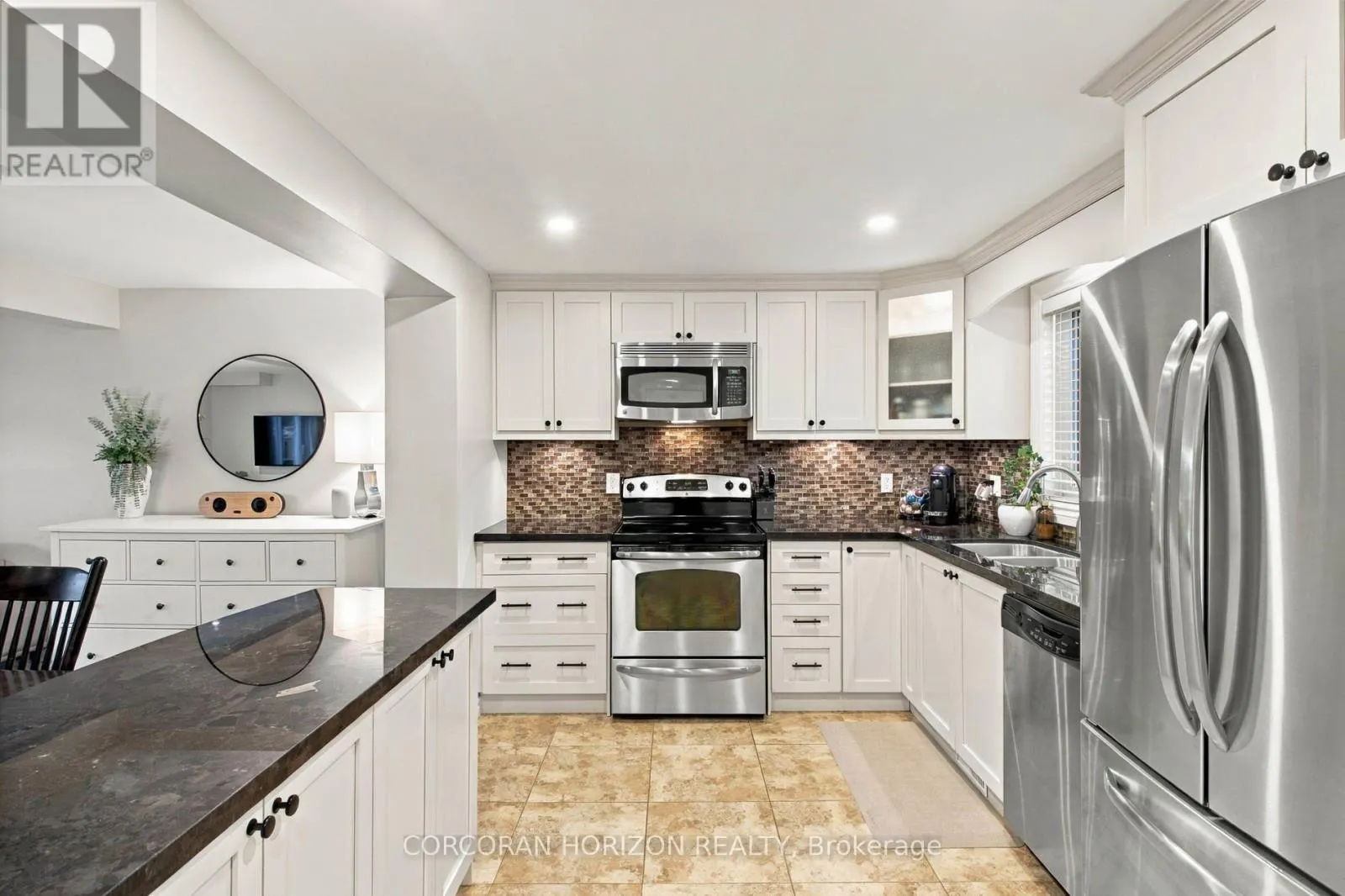 11 SANDALWOOD DRIVE