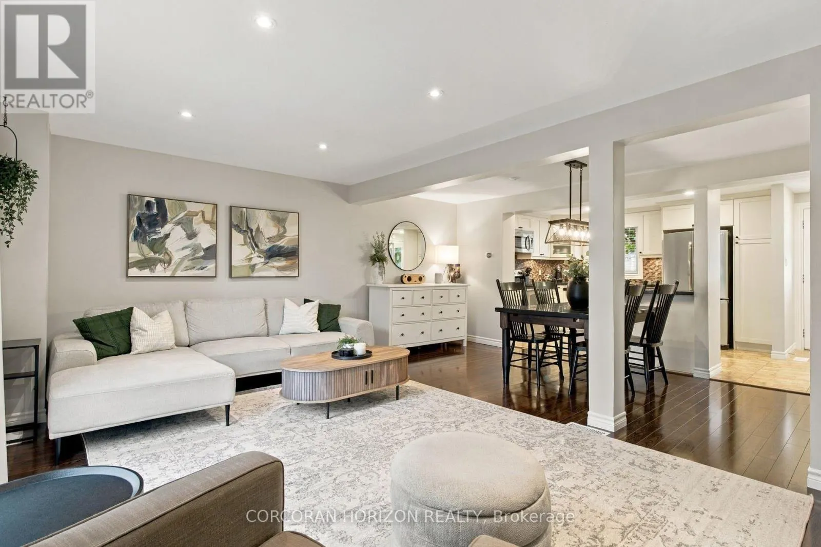 11 SANDALWOOD DRIVE