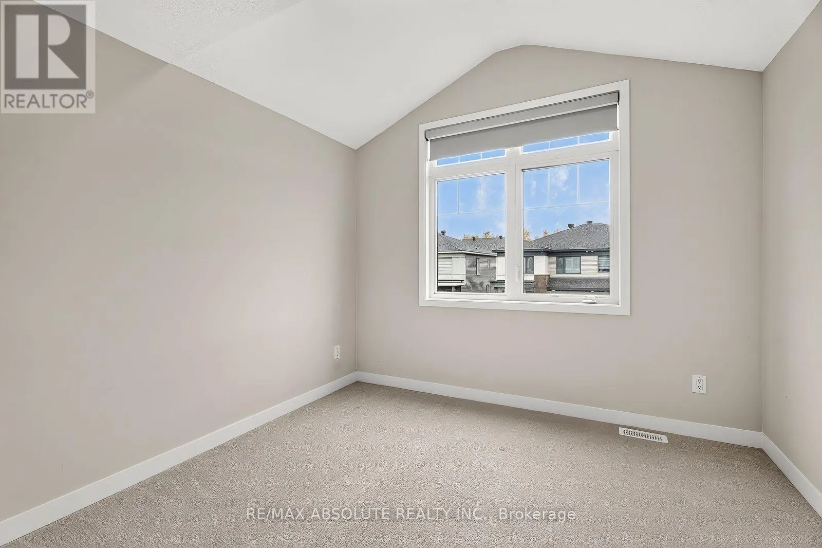 235 BILLRIAN CRESCENT