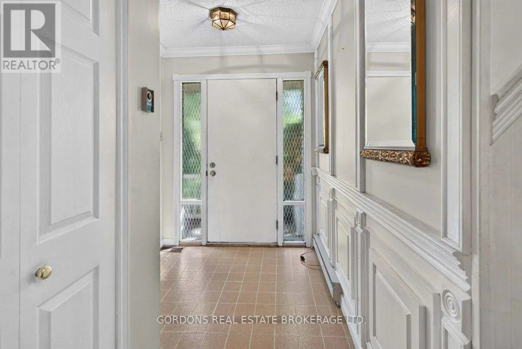 679 PALACE ROAD
