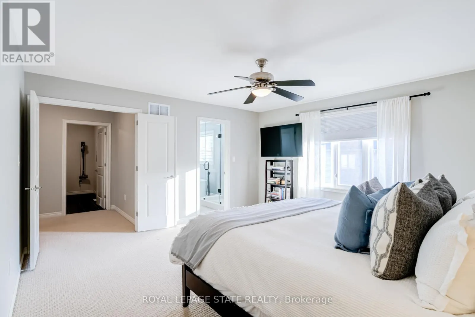 7 KINSMAN DRIVE
