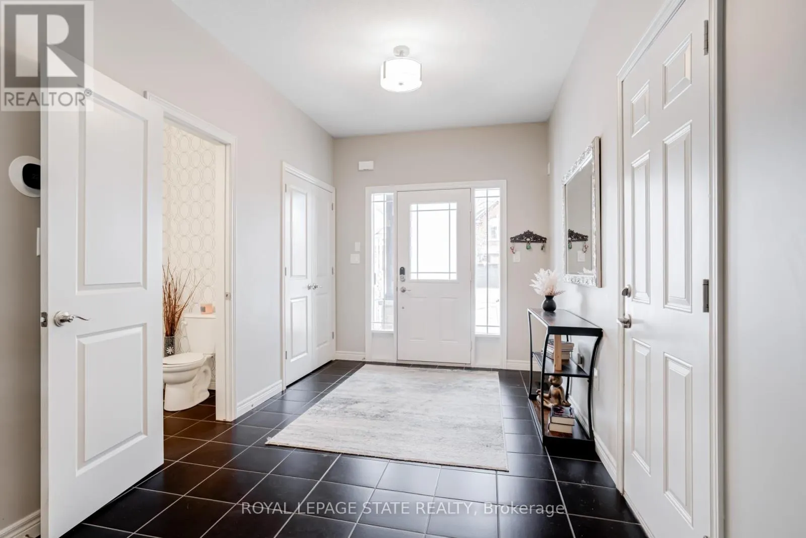 7 KINSMAN DRIVE