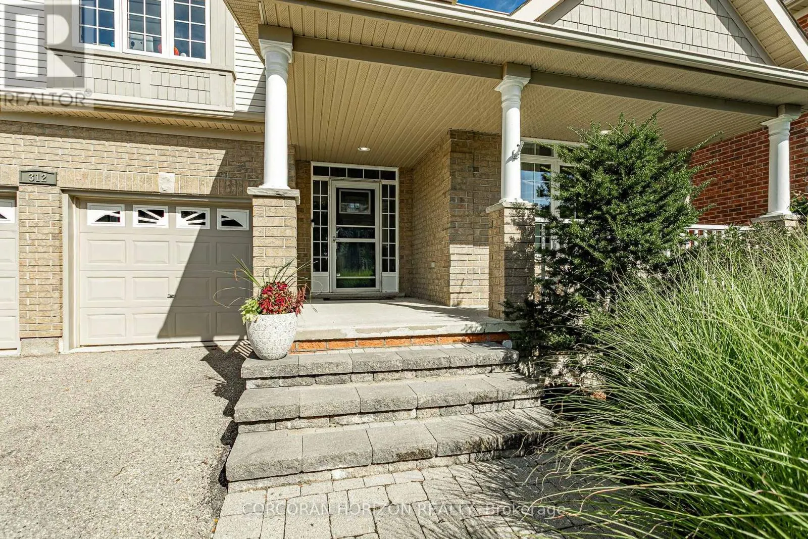 312 SCHOONER CRESCENT