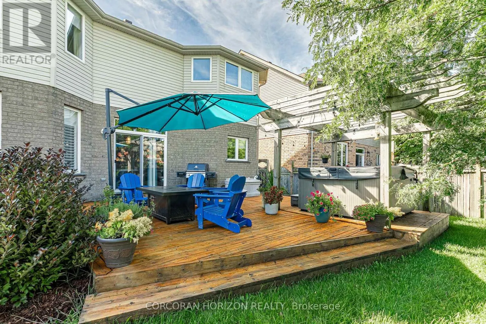 312 SCHOONER CRESCENT