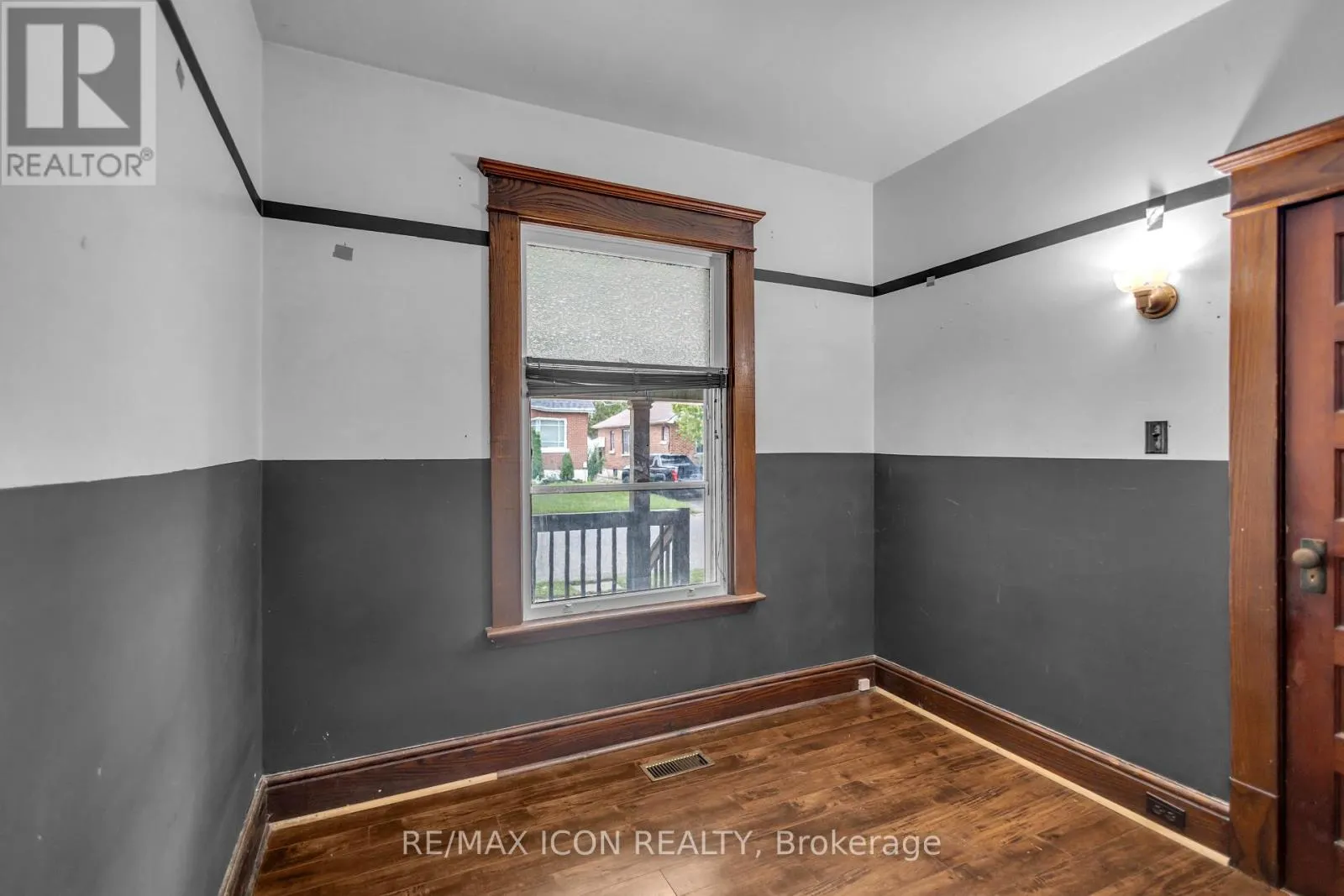 49 MINTERN AVENUE