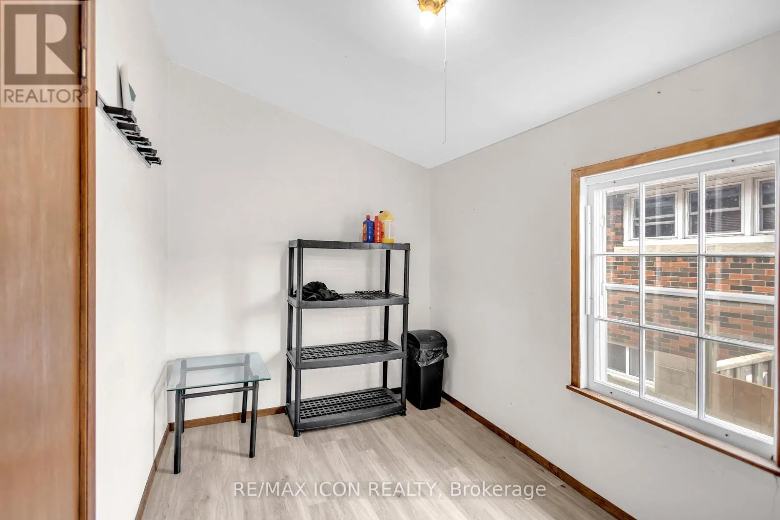 49 MINTERN AVENUE