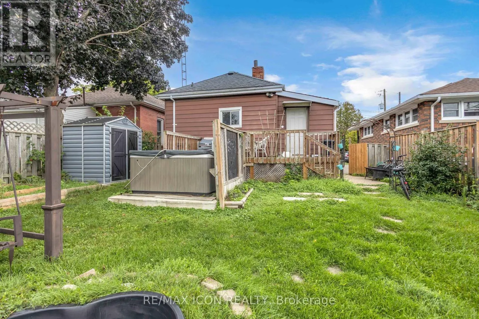 49 MINTERN AVENUE
