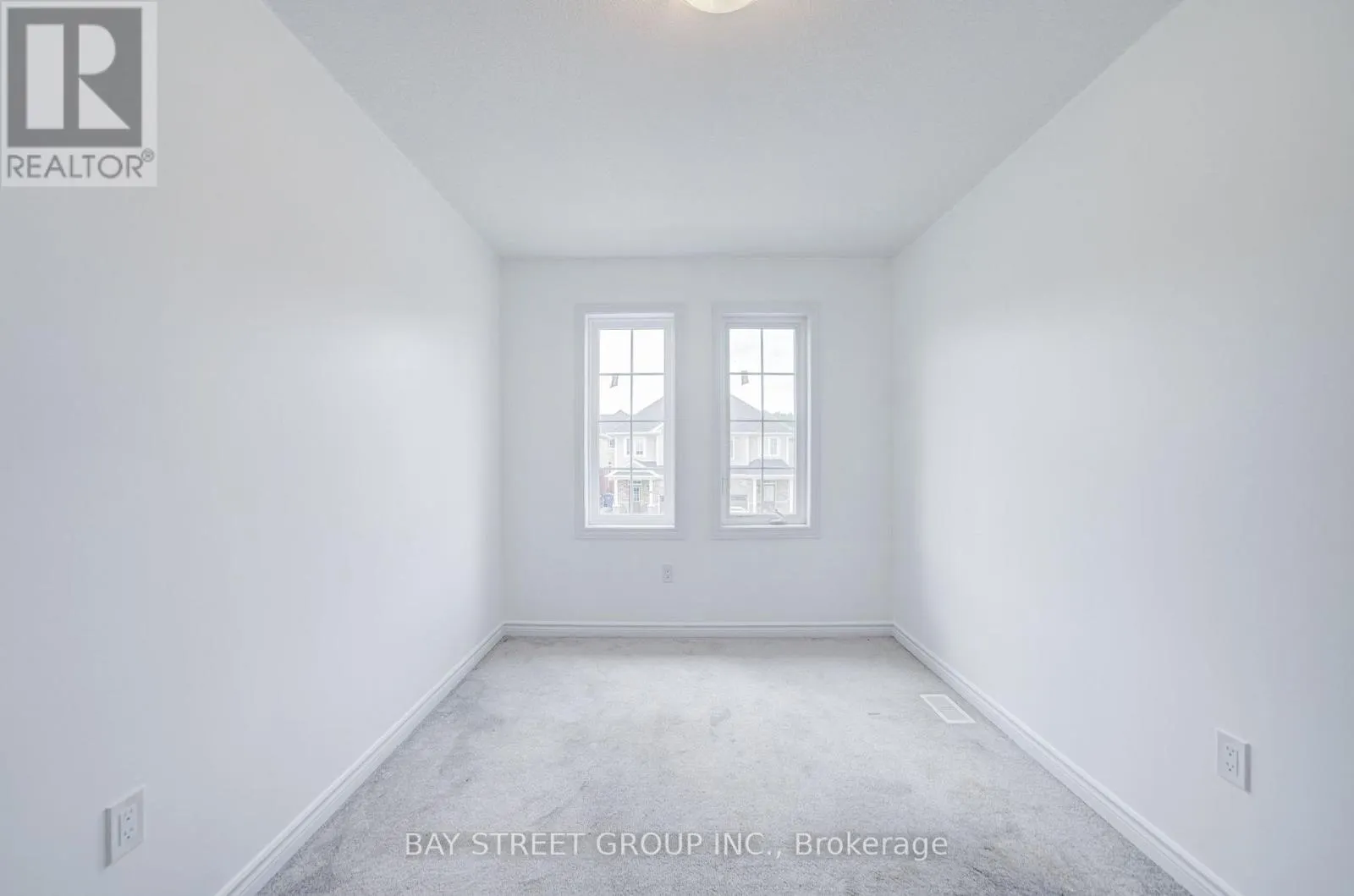 10 ELSEGOOD DRIVE