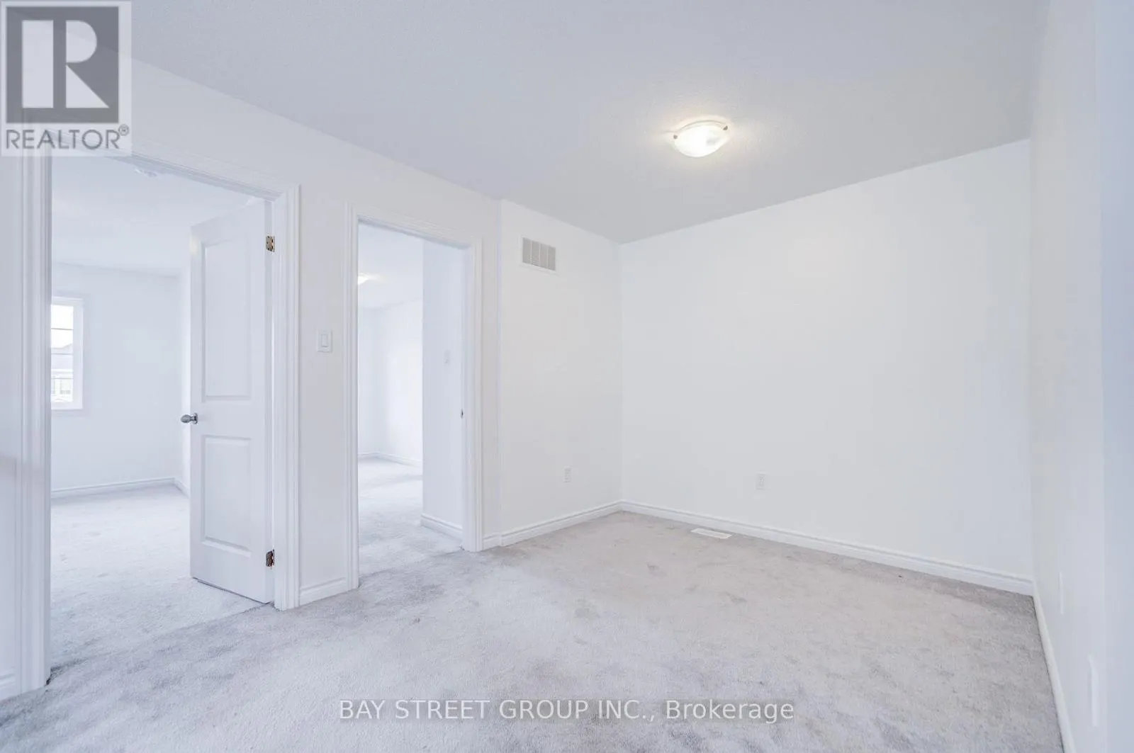 10 ELSEGOOD DRIVE