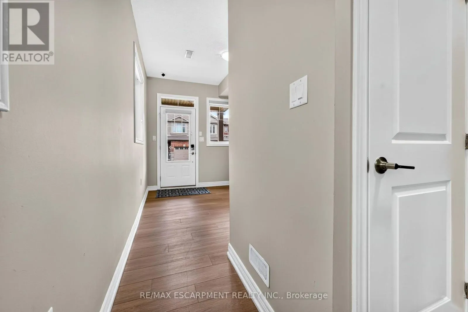 84 - 6 CHESTNUT DRIVE