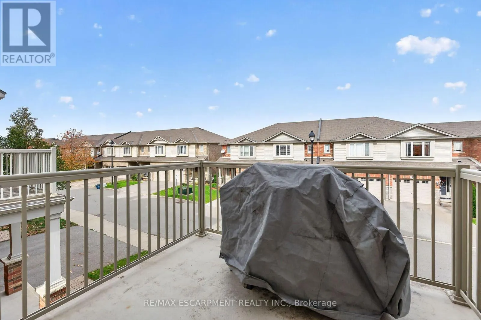 84 - 6 CHESTNUT DRIVE