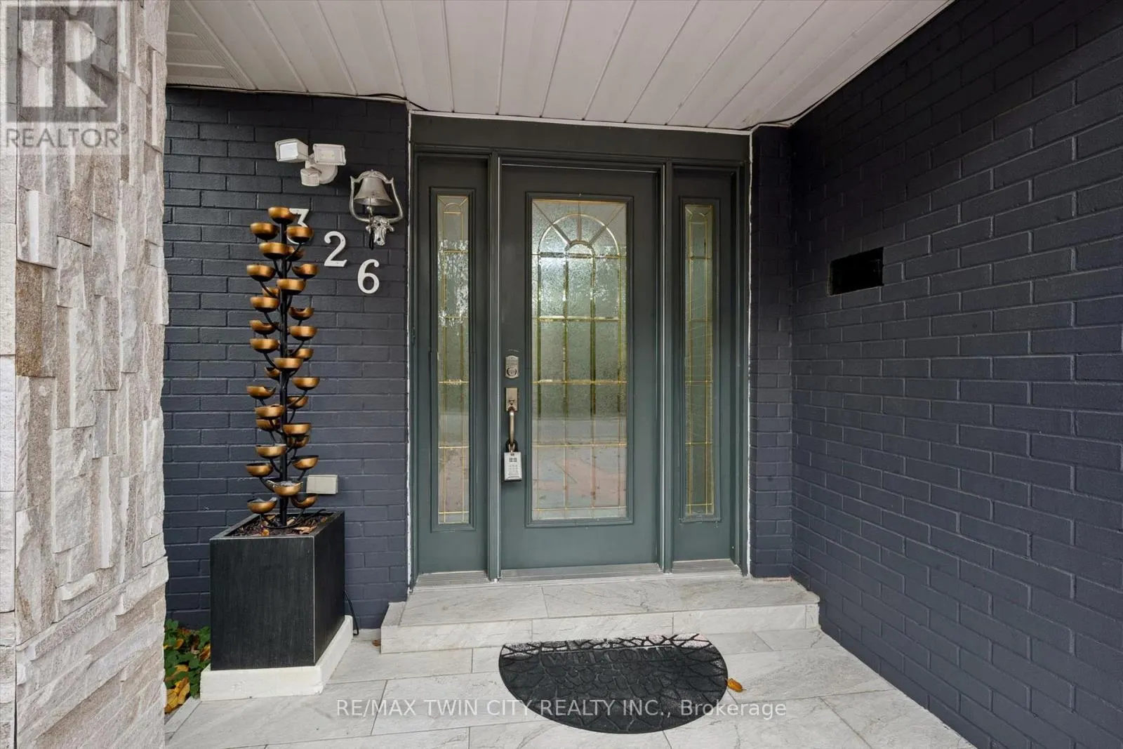 326 MANCHESTER ROAD