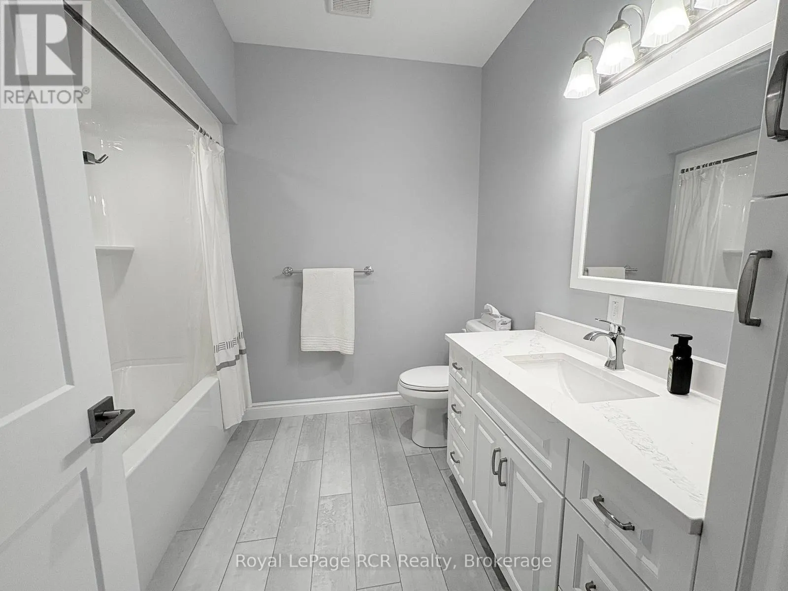 5 - 410 RIDGE ROAD #5