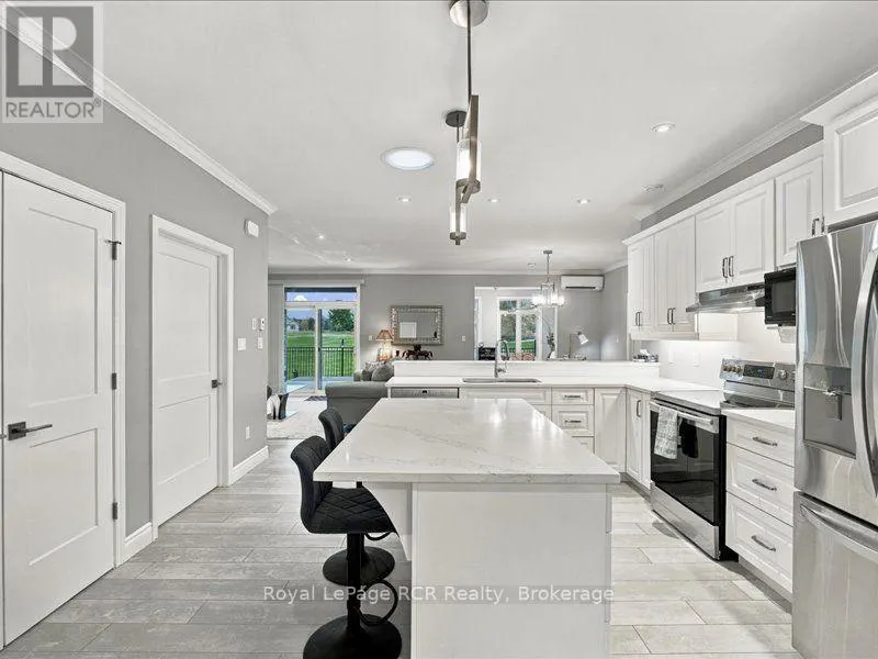 5 - 410 RIDGE ROAD #5