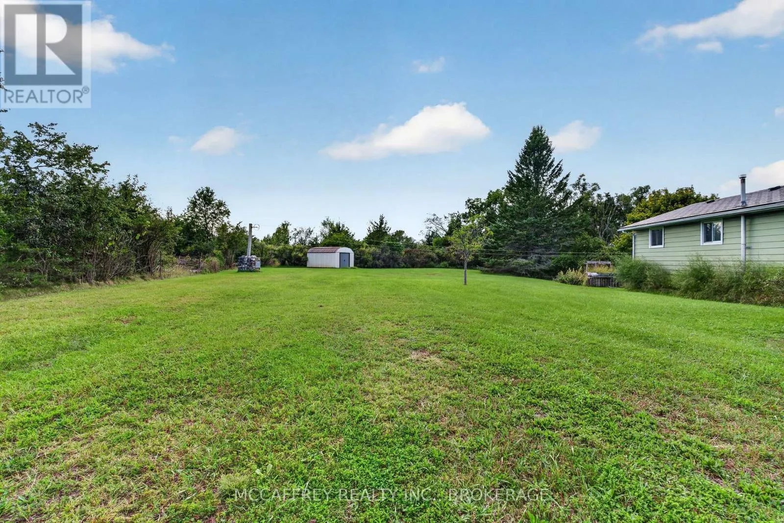 2572 COUNTY RD 1 E