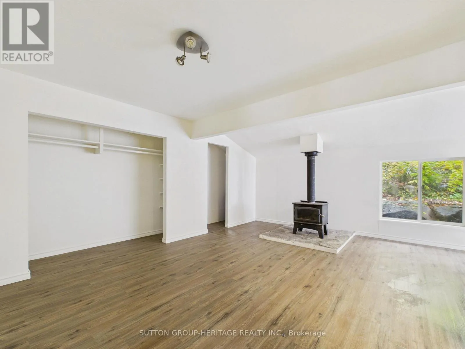 28 JOSEPH STREET