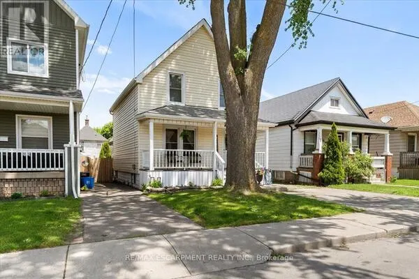 17 CRAIGMILLER AVENUE