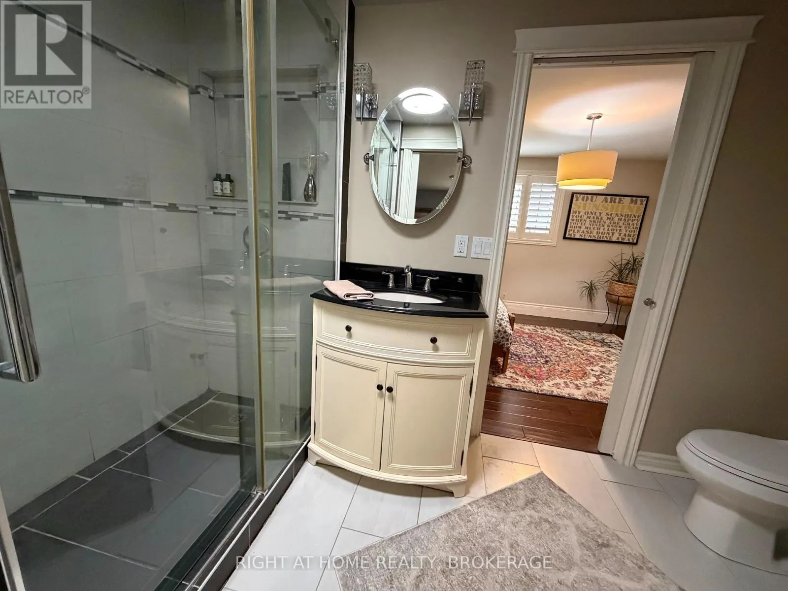 4108 QUEEN VICTORIA STREET