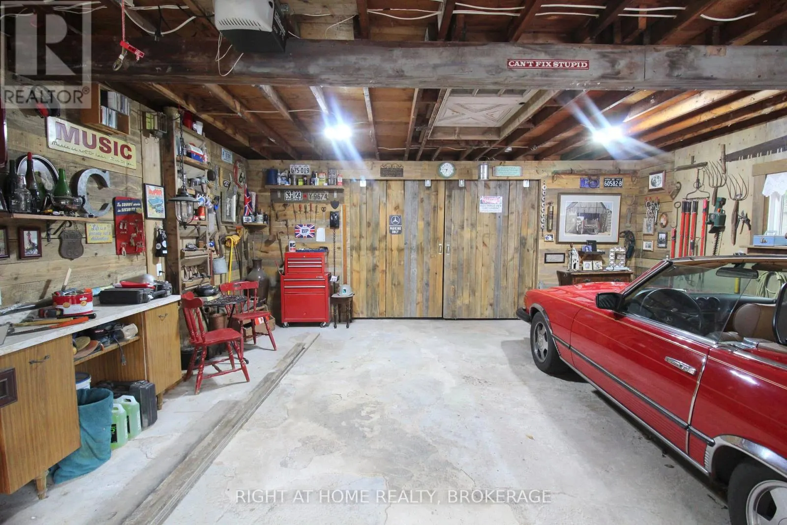 4108 QUEEN VICTORIA STREET