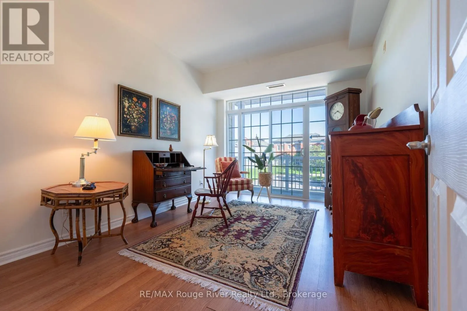 216 - 145 THIRD STREET #216