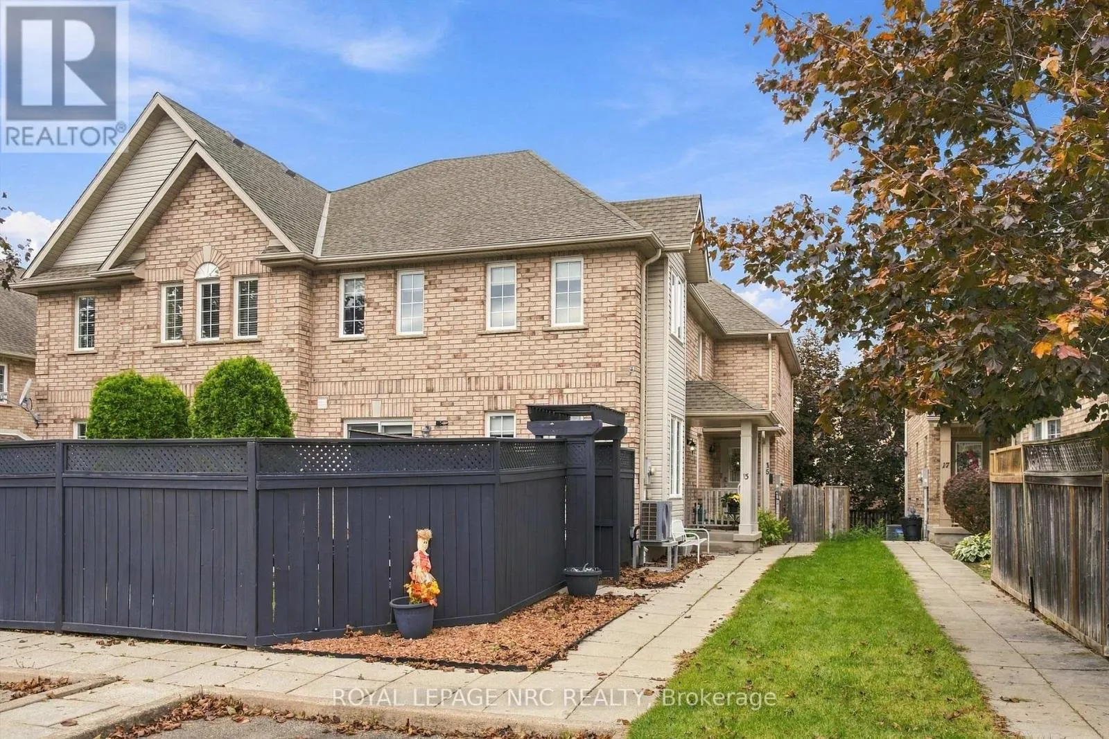 13 FLYNN COURT