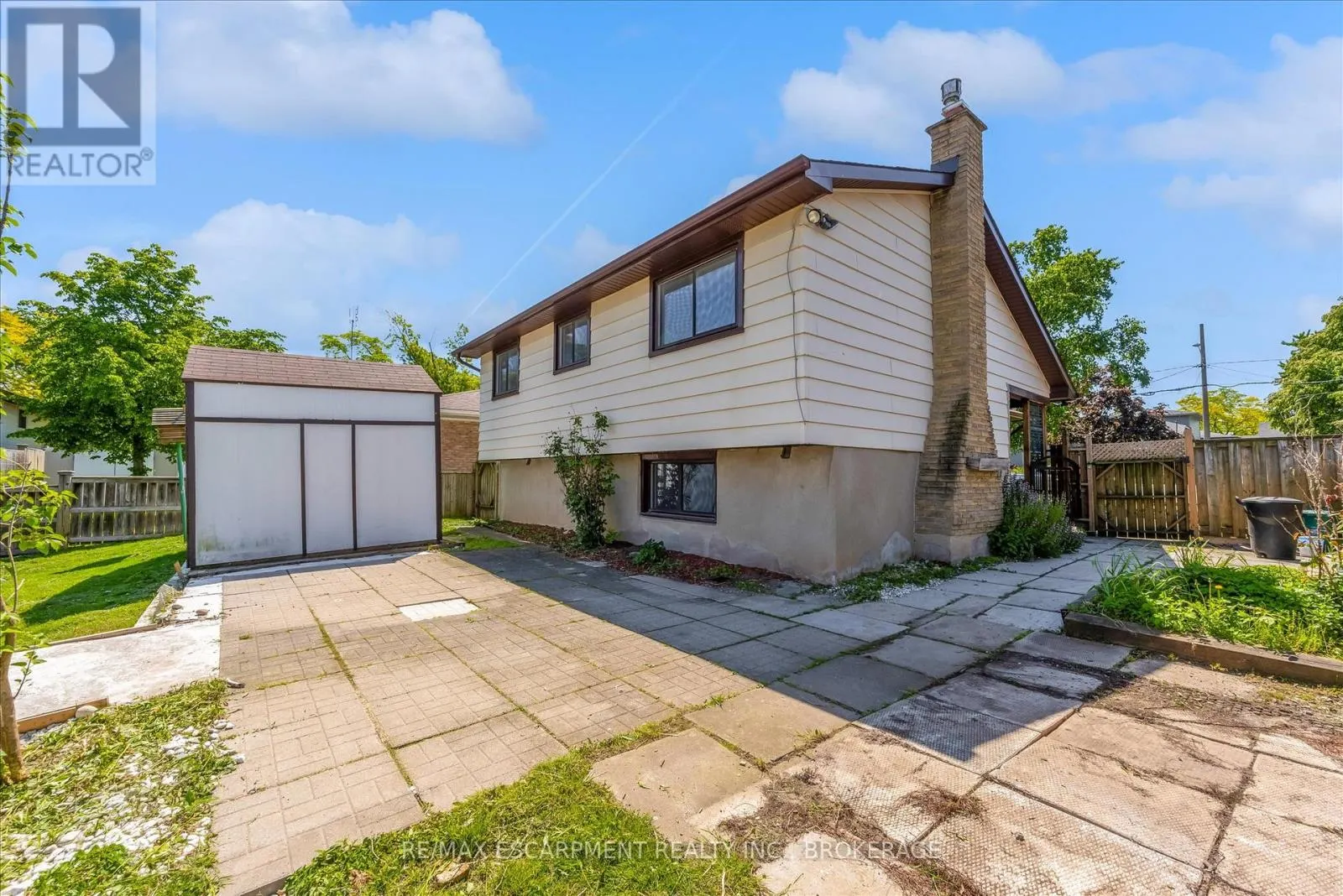 49 GROVE AVENUE