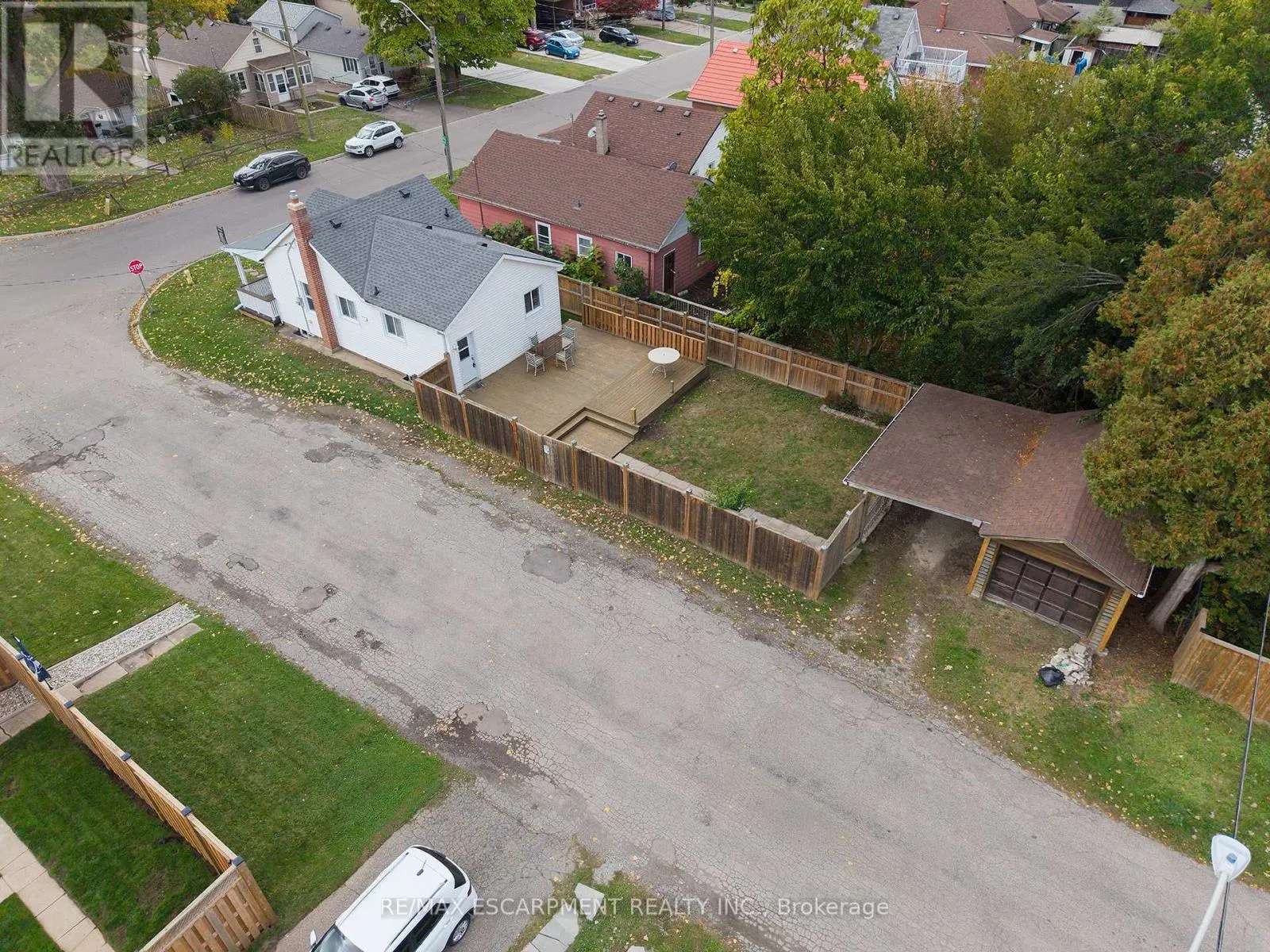 364 WELLINGTON STREET