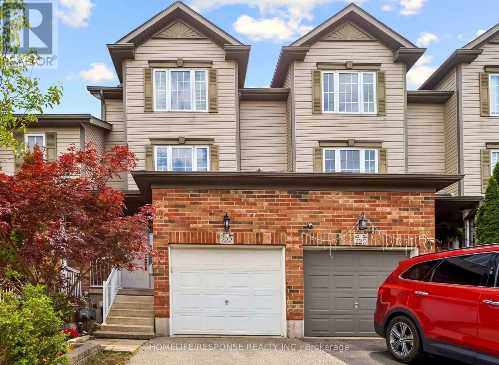 222 SOPHIA CRESCENT