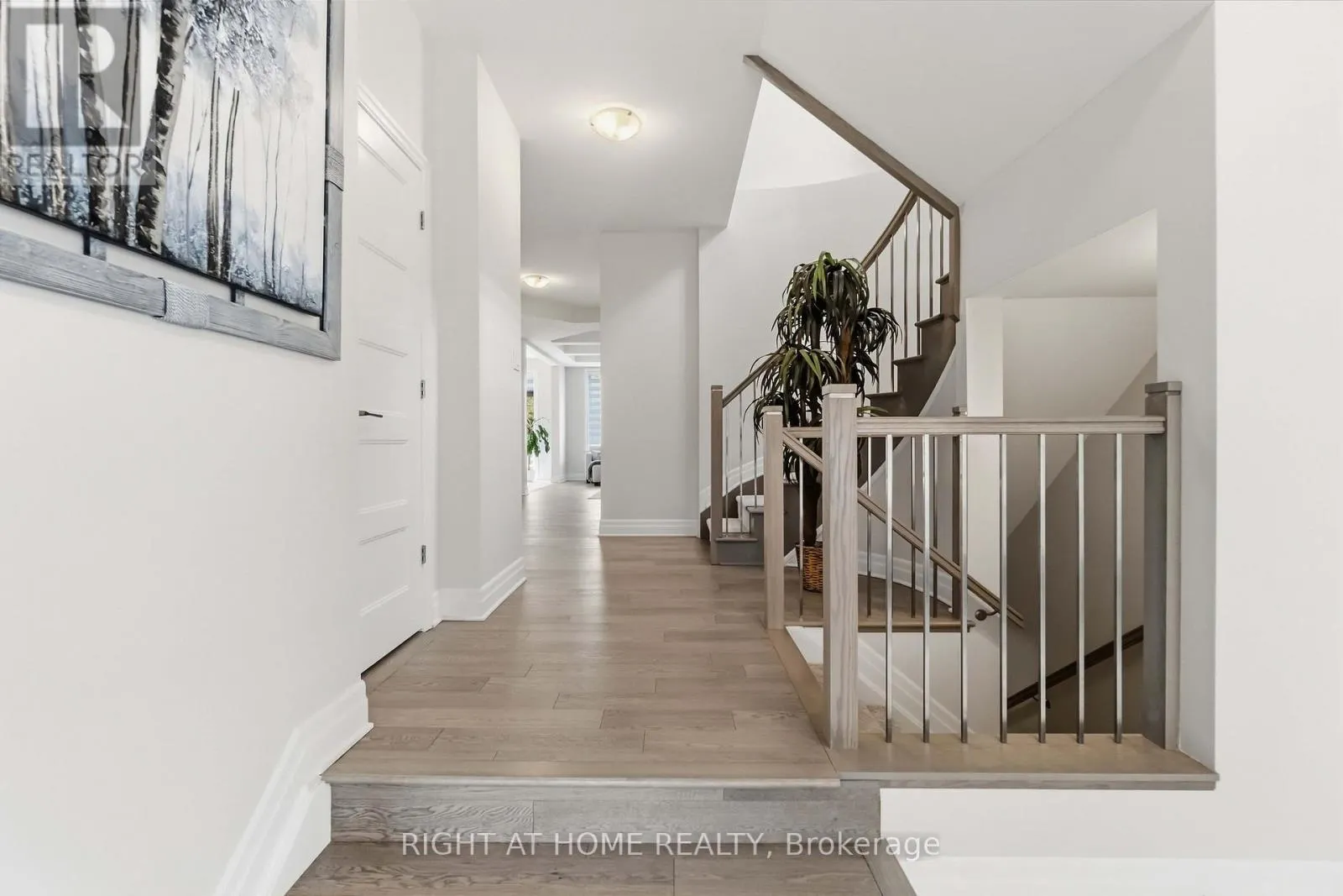 35 HAWKS LANDING CRESCENT