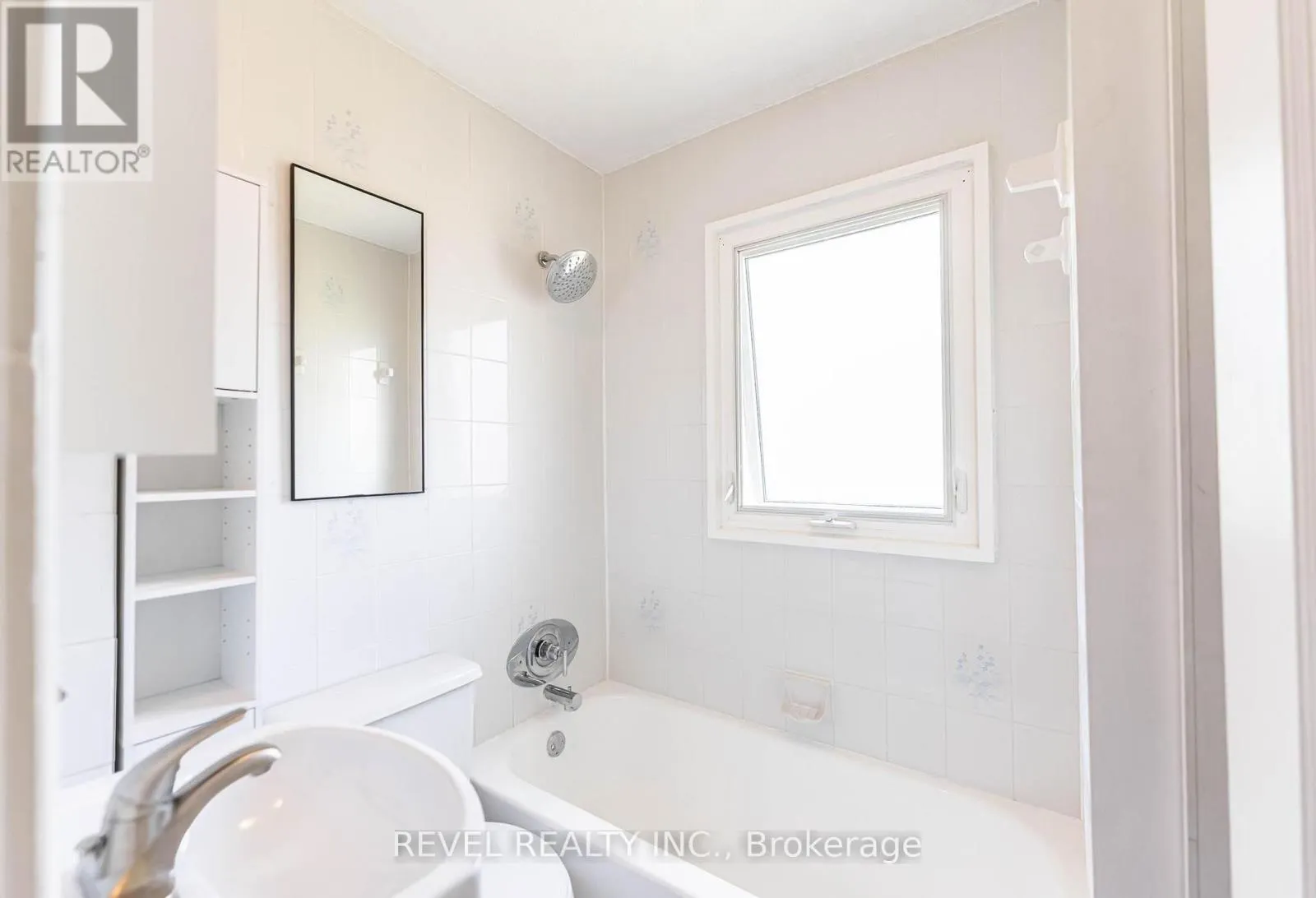 1217 ORCHARD AVENUE