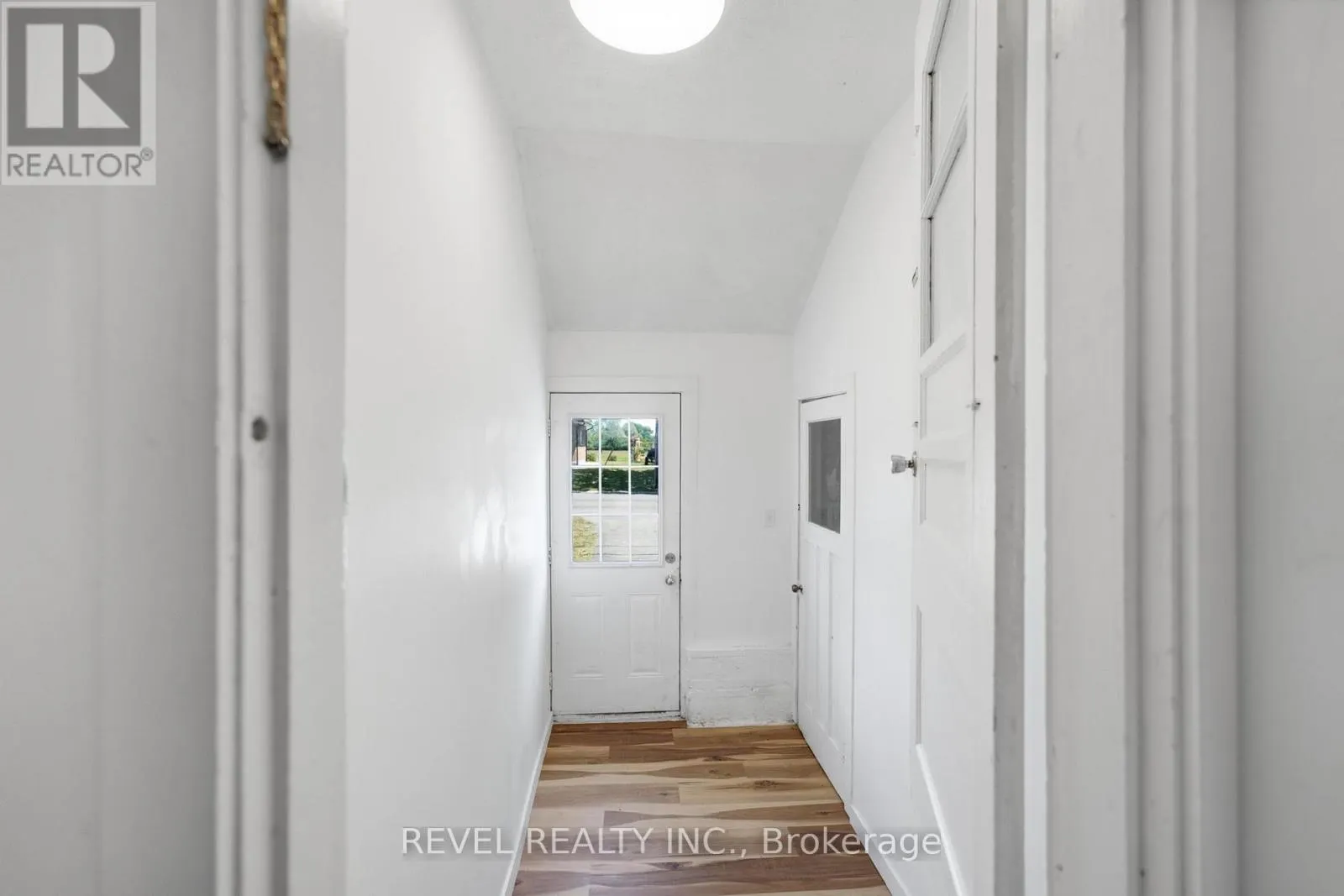 1217 ORCHARD AVENUE