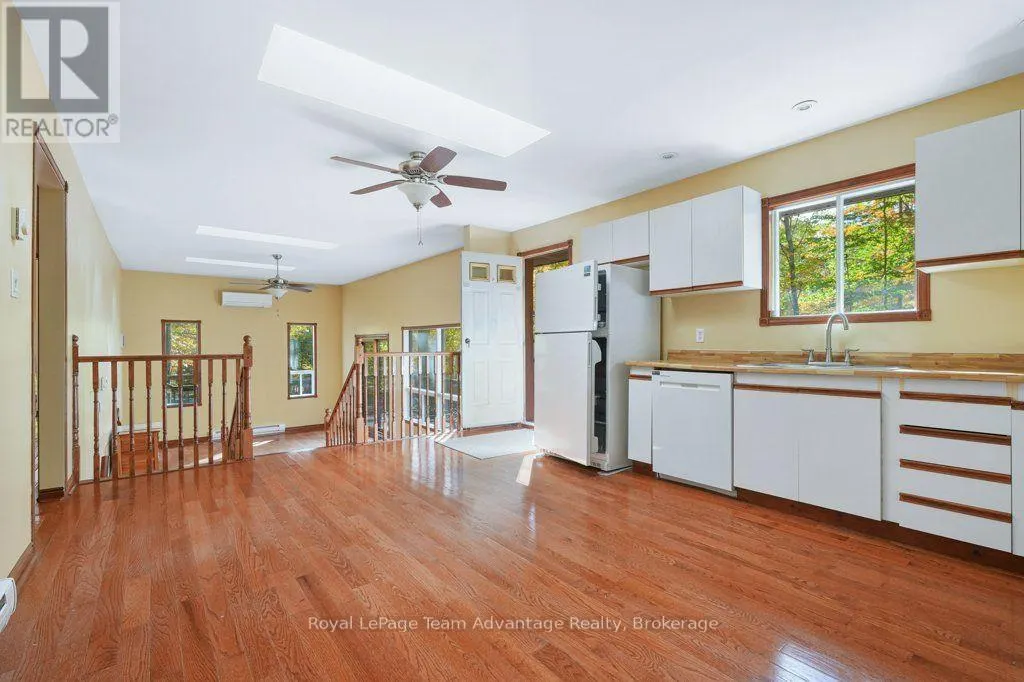 129 & 131 BAYVIEW DRIVE