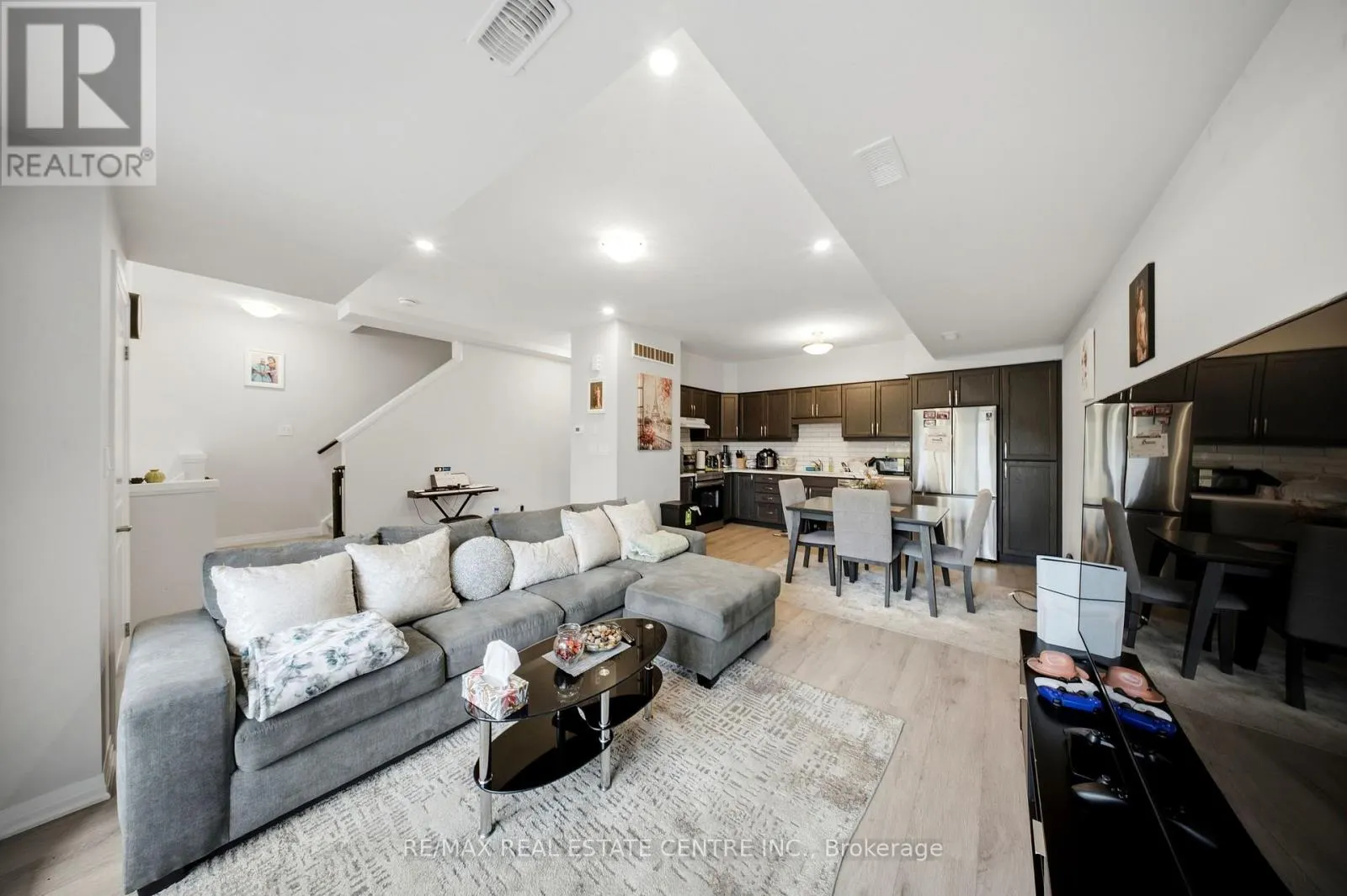 57 PROGRESS CRESCENT