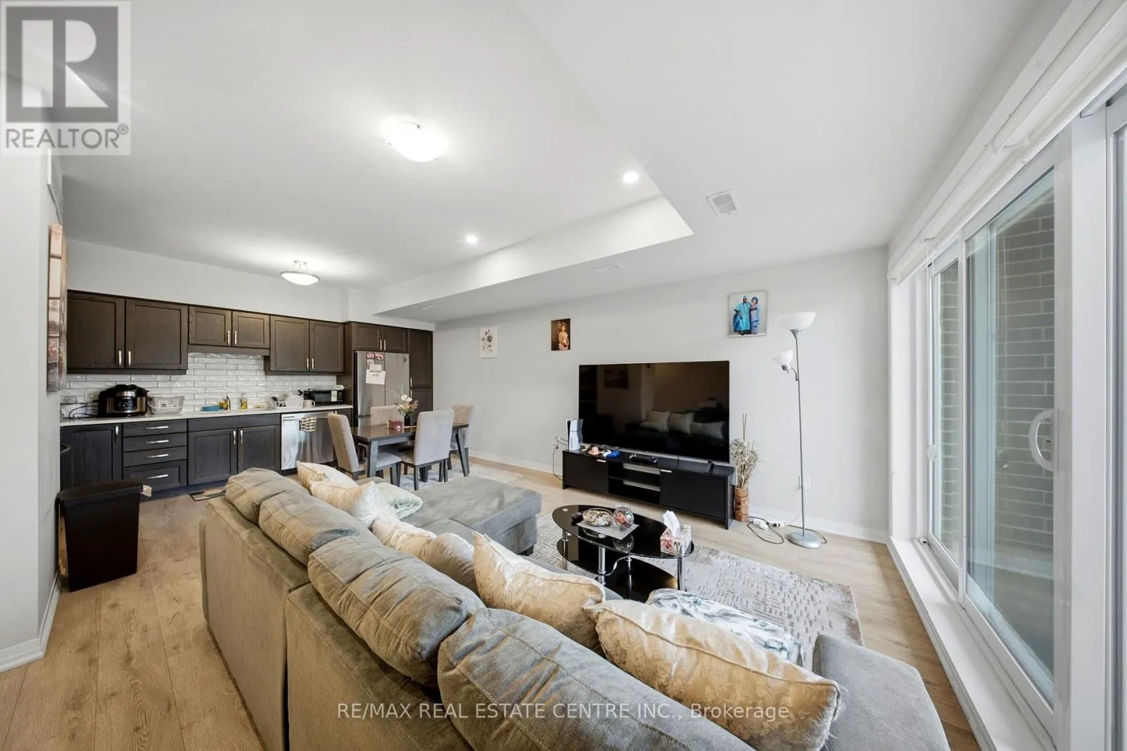 57 PROGRESS CRESCENT