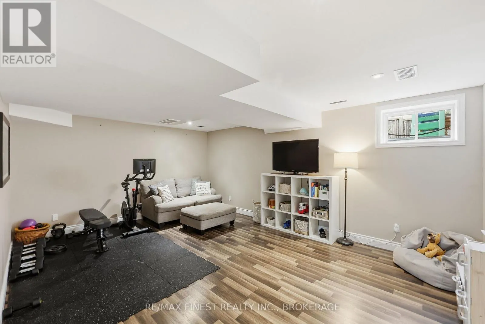 36 AMHERST DRIVE