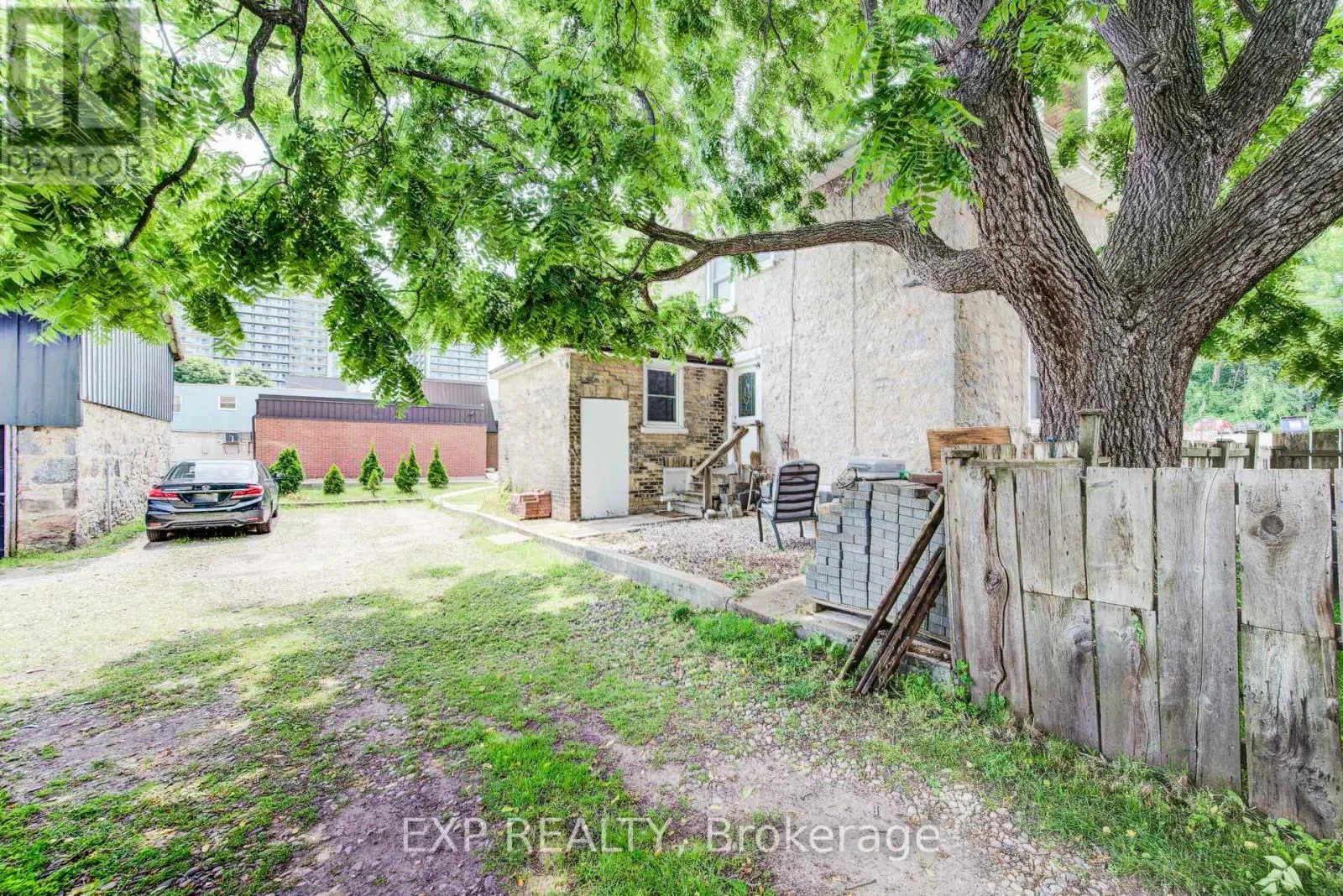 5 GEORGE STREET S
