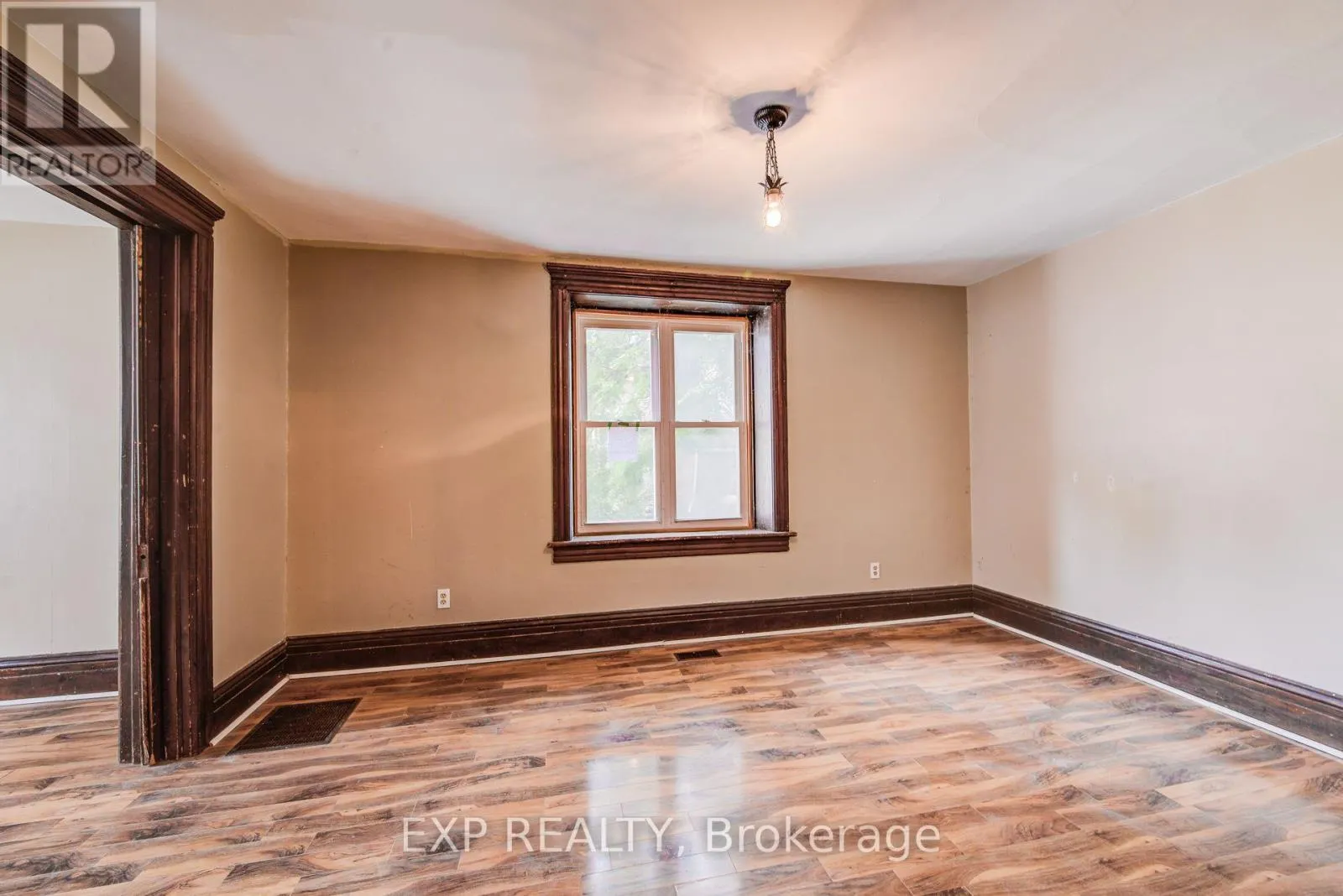 5 GEORGE STREET S
