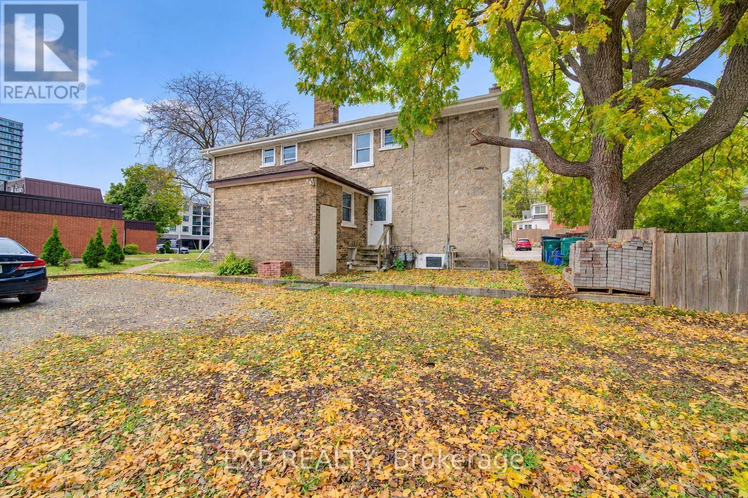 5 GEORGE STREET S