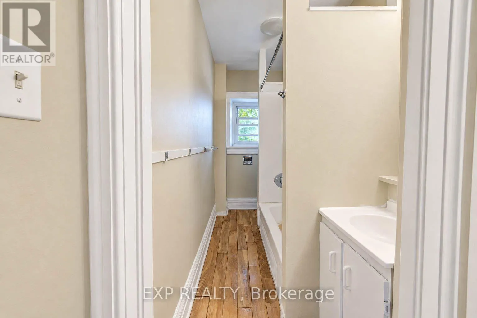 5 GEORGE STREET S