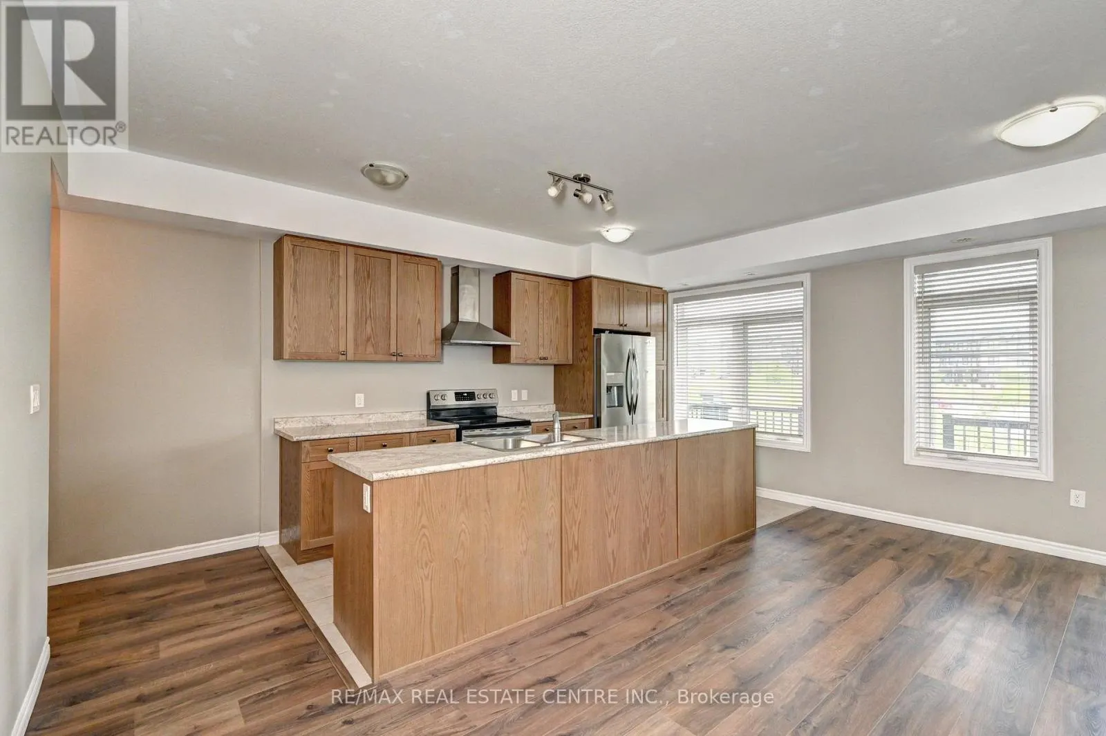 102 WHEAT LANE