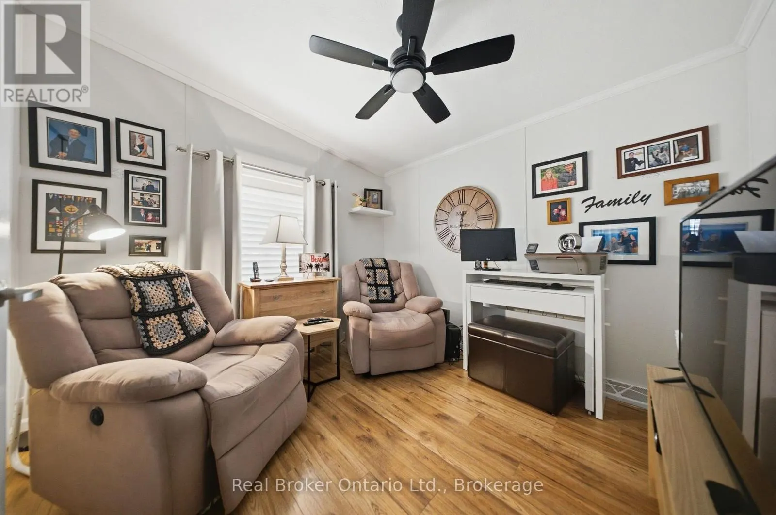 222 - 3033 TOWNLINE ROAD #222