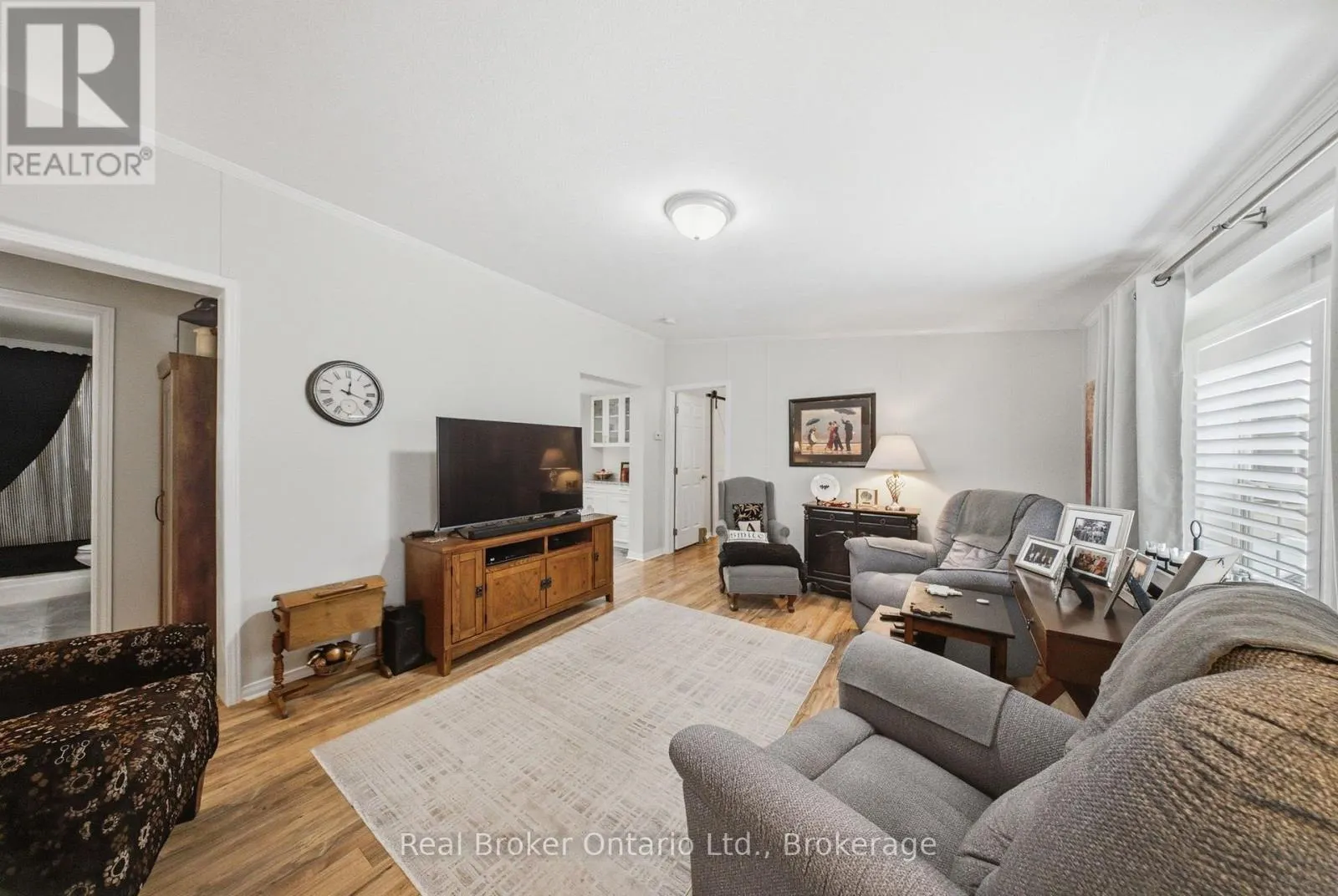 222 - 3033 TOWNLINE ROAD #222